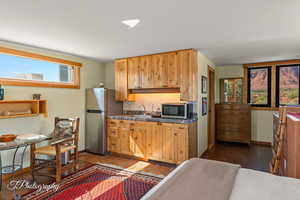 2nd Floor Lockout Studio Living