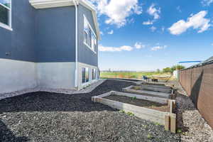 View of yard with a garden