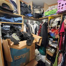 View of walk in closet