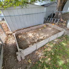 View of patio / terrace featuring a garden