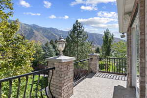 Master Suite Balcony with amazing Views.