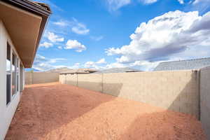 *Photo of a similar unit