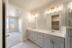 *Photo of a similar unit