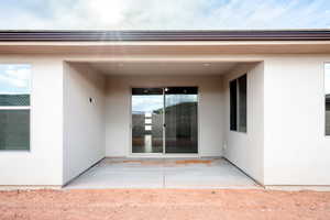 *Photo of a similar unit