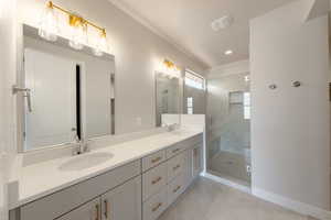 *Photo of a similar unit