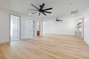 *Photo of a similar unit