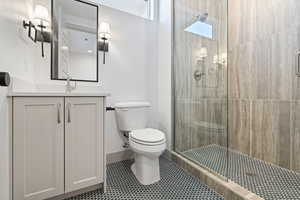 *Photo of a similar unit