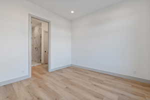 *Photo of a similar unit