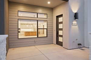 *Photo of a similar unit