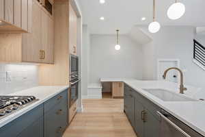 *Photo of a similar unit