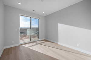 *Photo of a similar unit