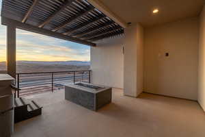 *Photo of a similar unit