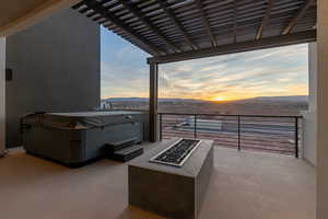 *Photo of a similar unit