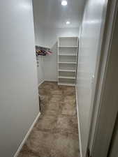 Walk-in closet,