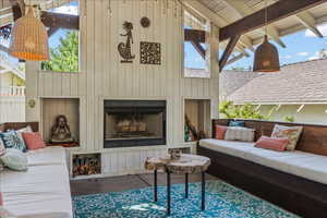 Gorgeous all seasons patio