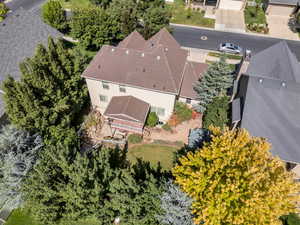 Aerial view of property and surrounding area