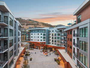City view with mountains