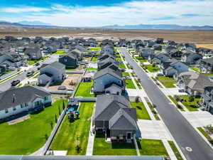 Aerial perspective of suburban area with mountains