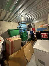 Storage featuring washer / clothes dryer