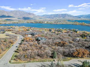 Bird's eye view of a water and mountain view