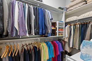 View of walk in closet