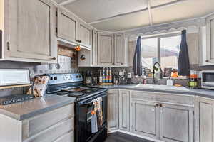 Beautiful updated kitchen