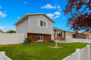 View of front facade with an attached garage