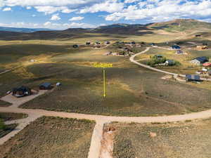 Overview of rural landscape with a mountainous background