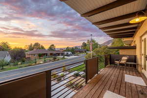 Front Balcony & View of Sunsets