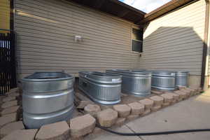 View of home's exterior