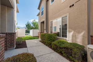 Walkway to Front Door