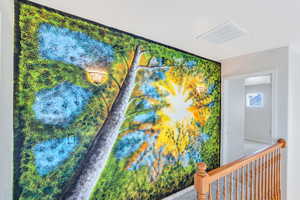 Detailed view of baseboards