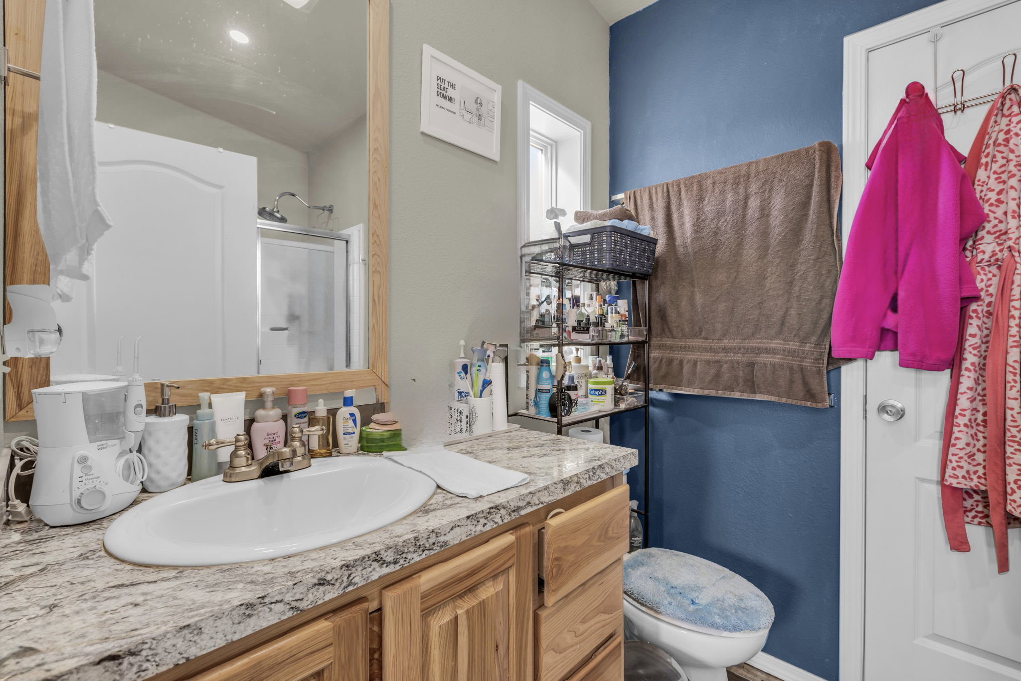 Primary Bedroom Full bathroom