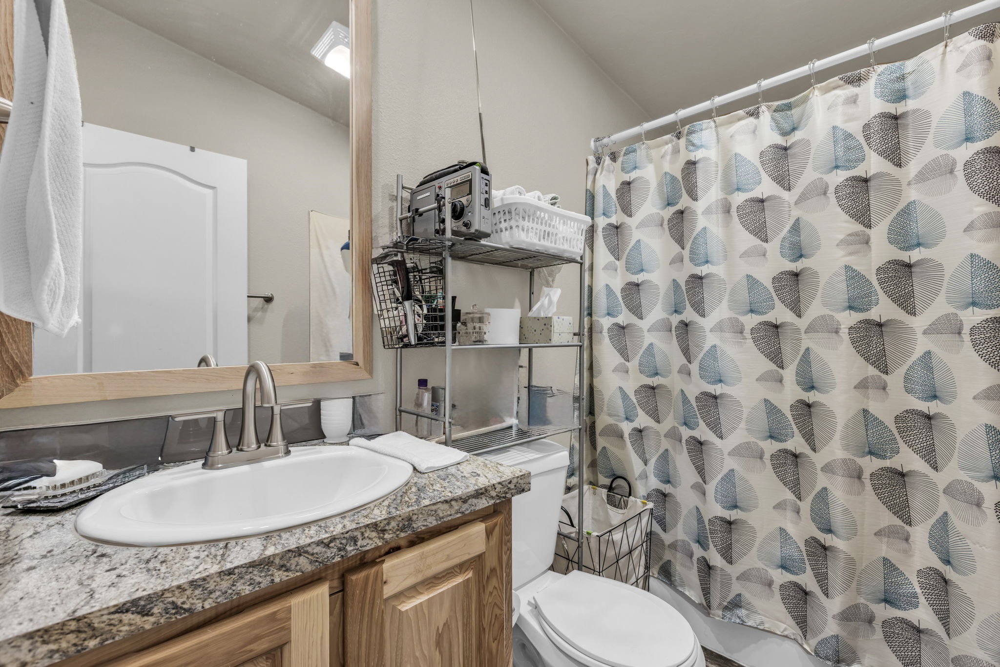 2nd Full Bathroom