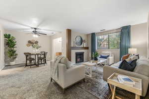 Living Room/Dining Area