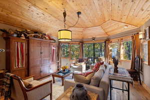 Upstairs "studio" livingroom