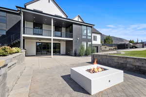 Patio / terrace featuring a patio and a mountain view