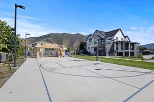 Pickleball/Basketball court