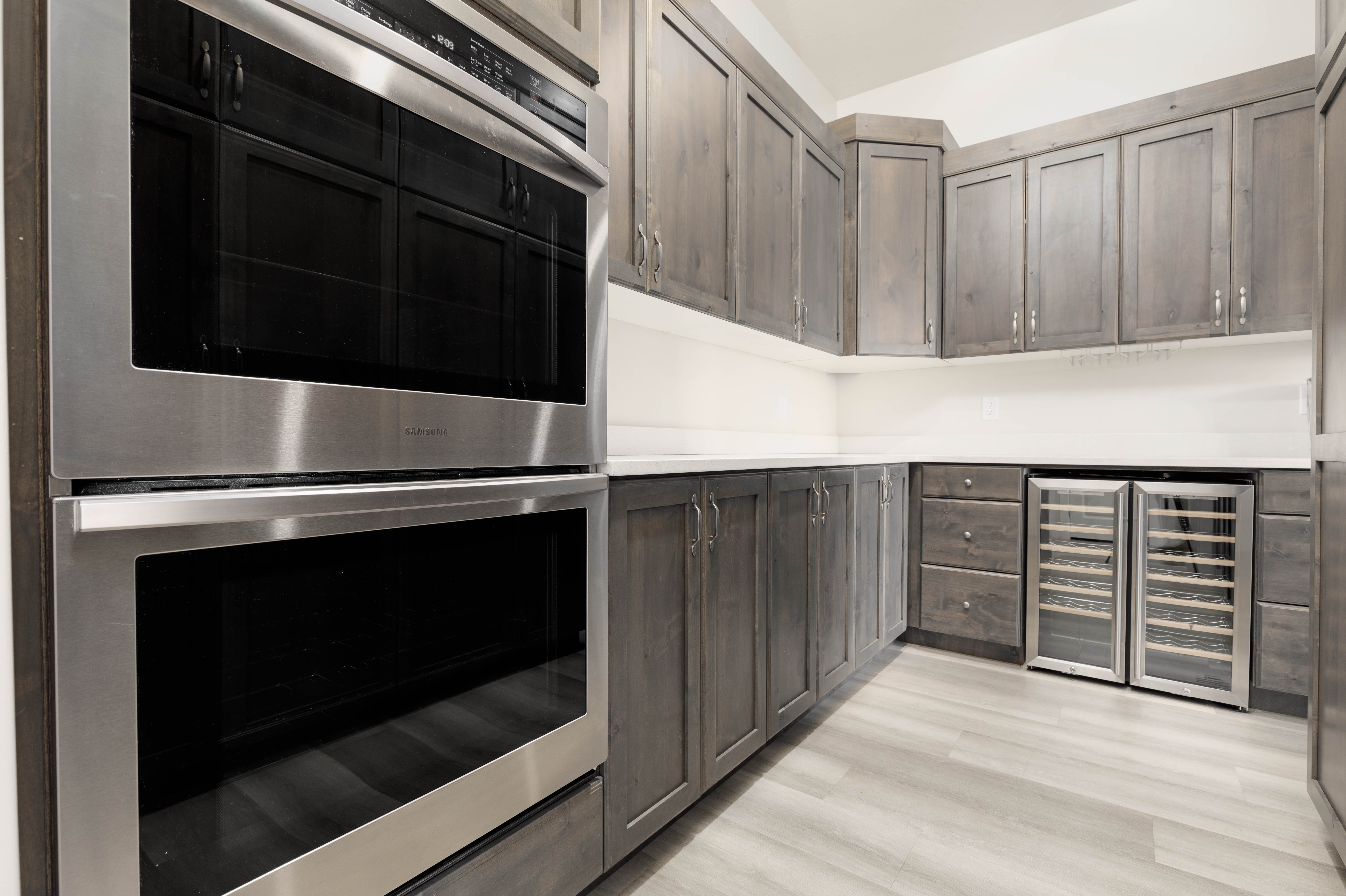 Stainless steel stove #2 and #3 in Butler Pantry.