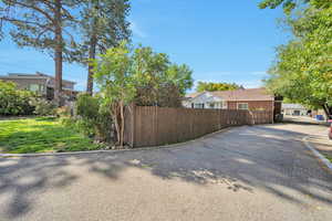 View of home's exterior