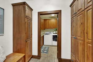 Mud room with lockers and bench