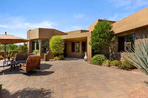 View of patio / terrace with an outdoor living space