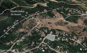 Aerial map of property and surrounding area