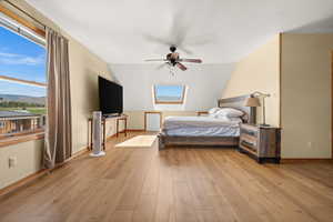 Very large primary Bedroom