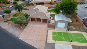 pickleball/basketball
