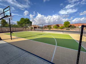 pickleball/basketball