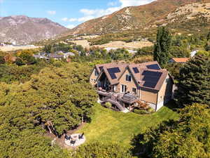 Bird's eye view of a mountainous background