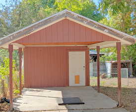 1 Carport