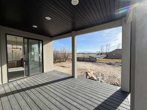 Covered Deck outside of dining area