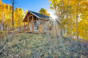 View of home's exterior